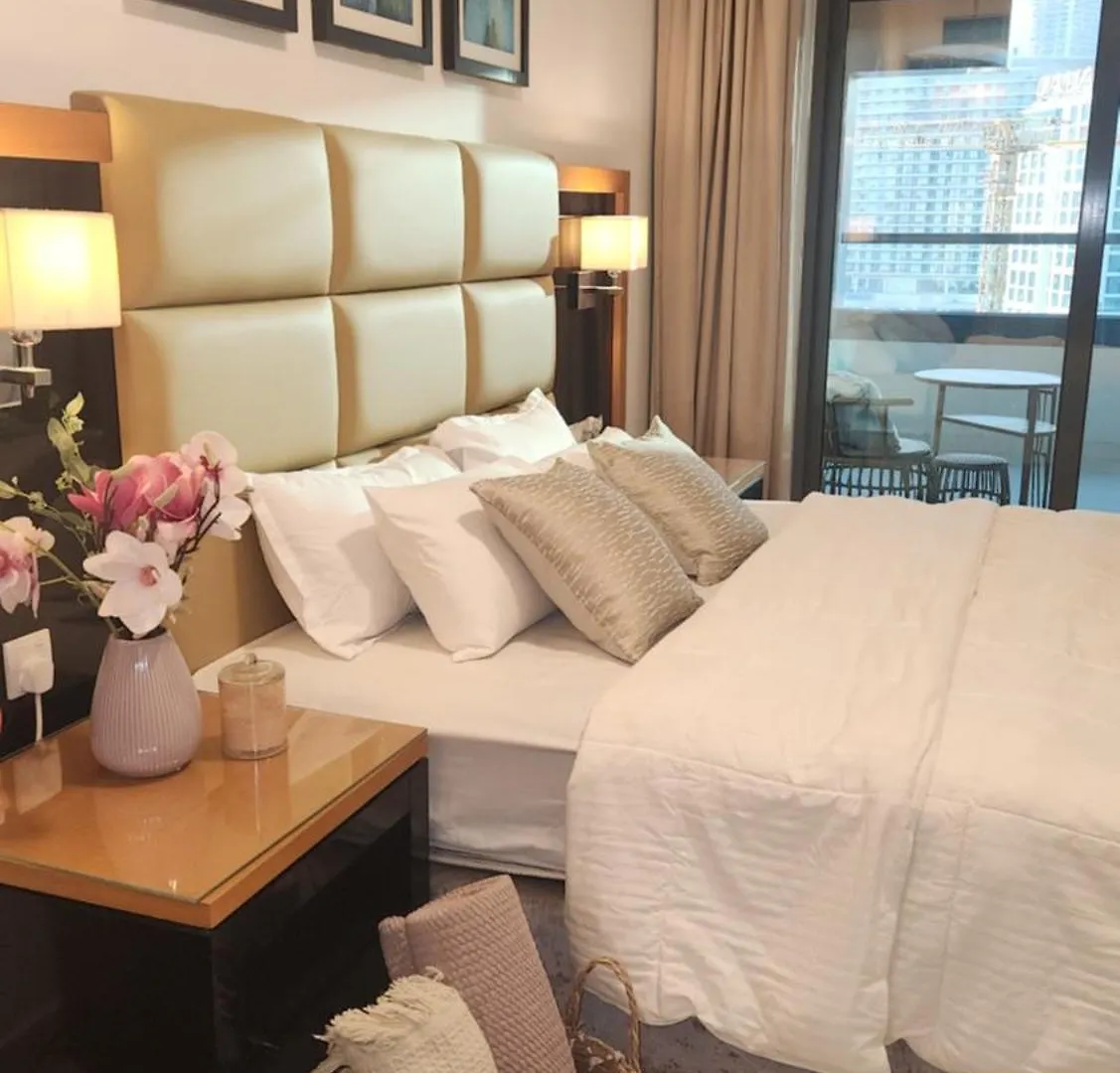 Apartment Luxury Studio Near Downtown Dubai United Arab Emirates
